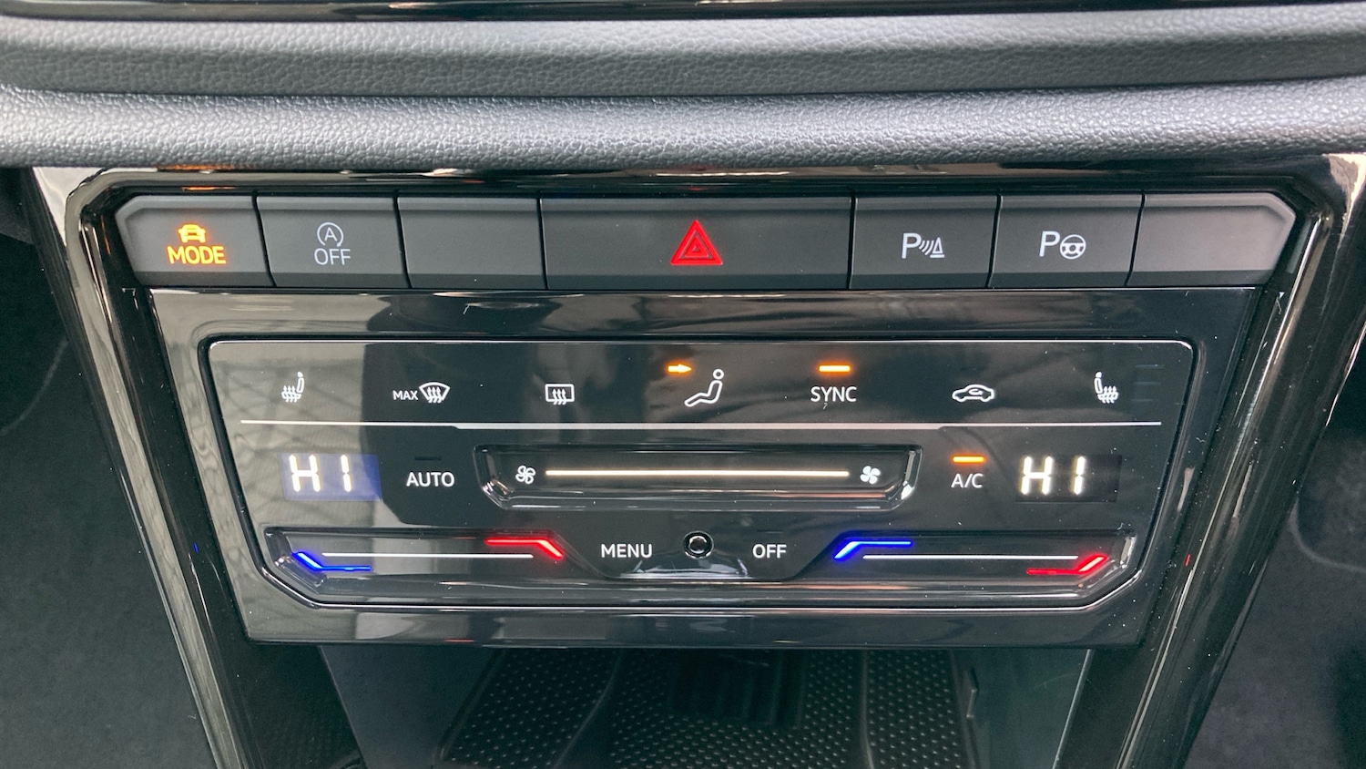 Used Volkswagen T-Roc 2025 for sale - 76957001: Photo 13