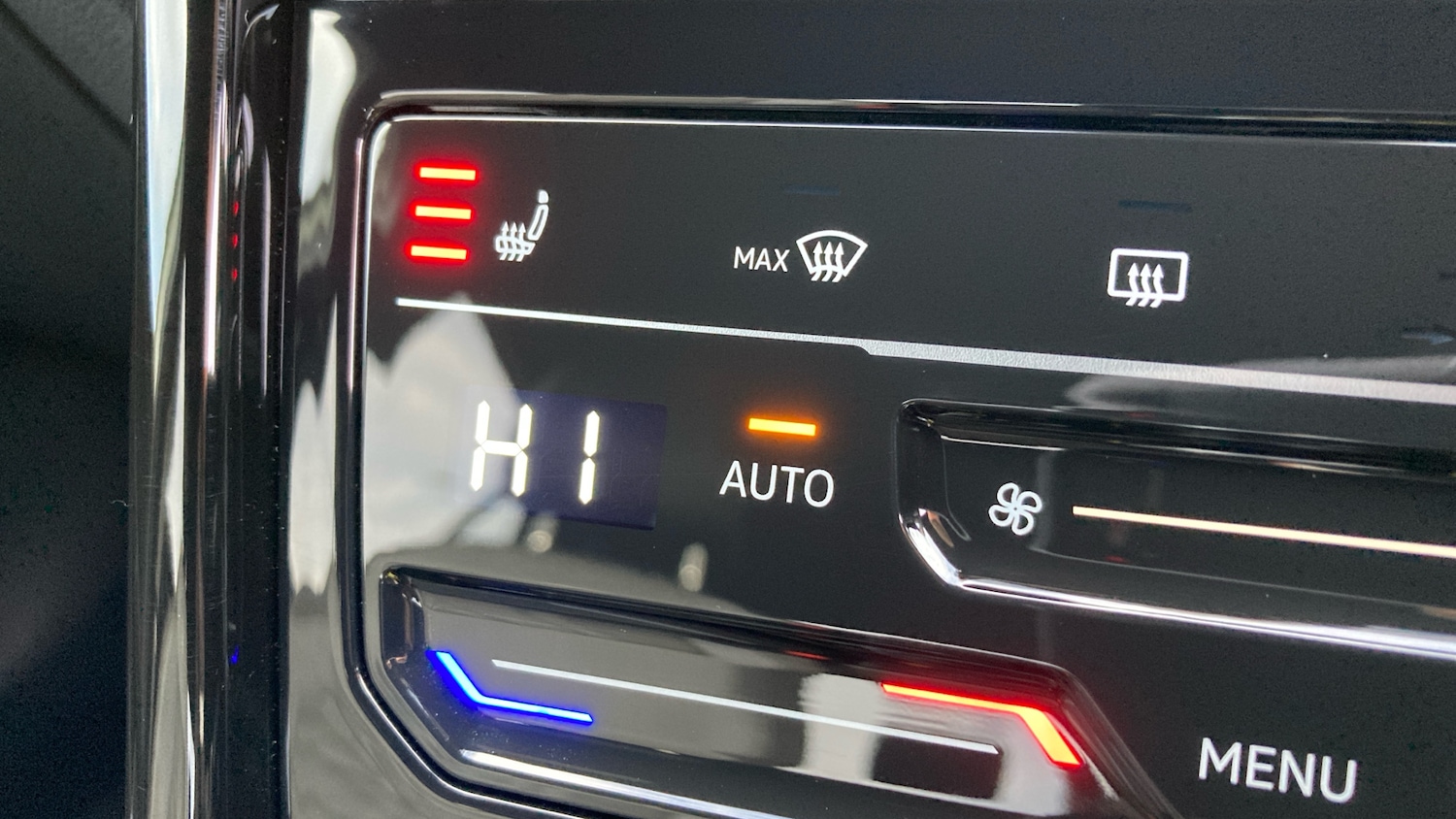 Used Volkswagen T-Roc 2025 for sale - 76957001: Photo 26