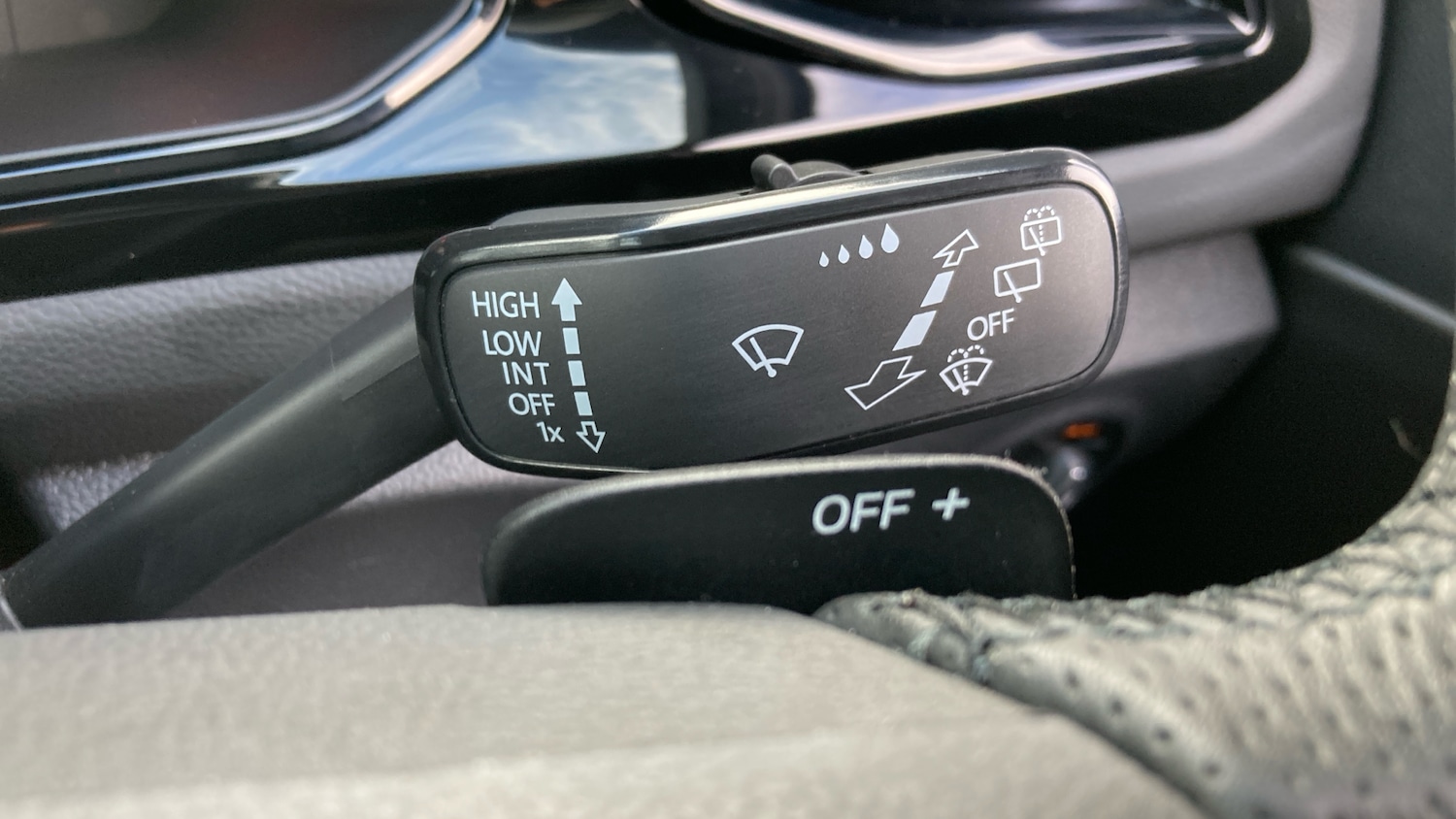 Used Volkswagen T-Roc 2025 for sale - 76957001: Photo 42