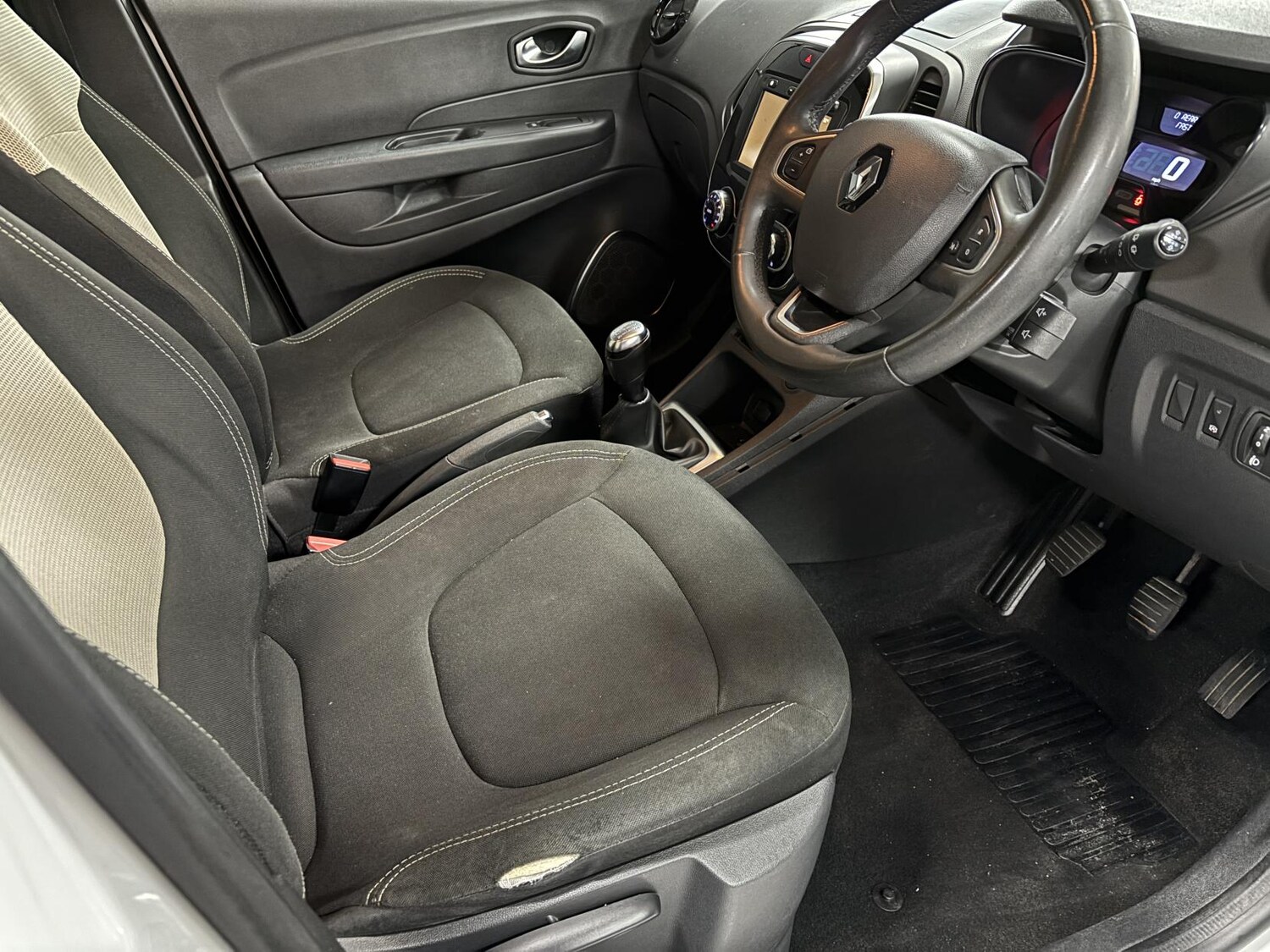 Used Renault Captur 2019 for sale - 77630932: Photo 35