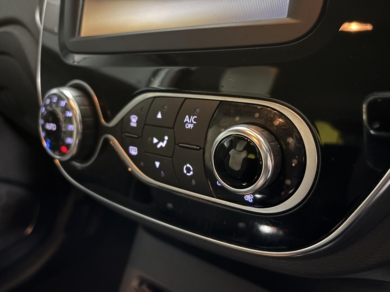 Used Renault Captur 2019 for sale - 77630932: Photo 48