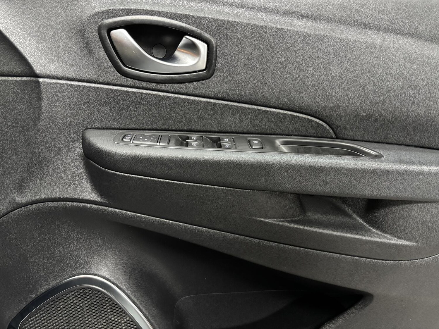 Used Renault Captur 2019 for sale - 77630932: Photo 53