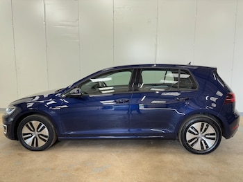 Used Volkswagen Golf 2019 for sale - 79421097: Photo