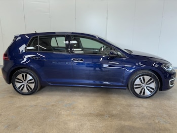 Used Volkswagen Golf 2019 for sale - 79421097: Photo