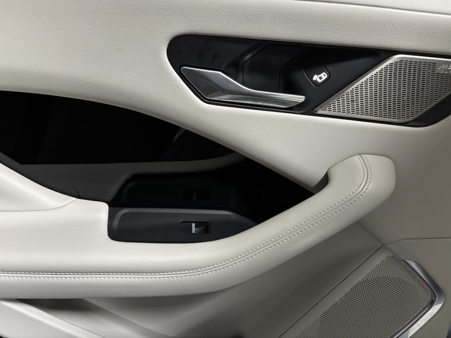 Used Jaguar I-Pace 2019 for sale - 77213848: Photo 73