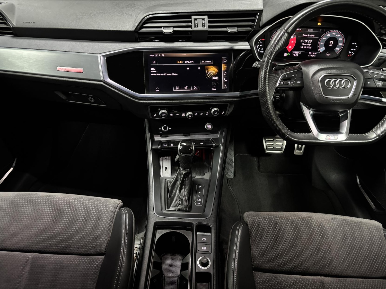 Used Audi Q3 2019 for sale - 76534343: Photo 2