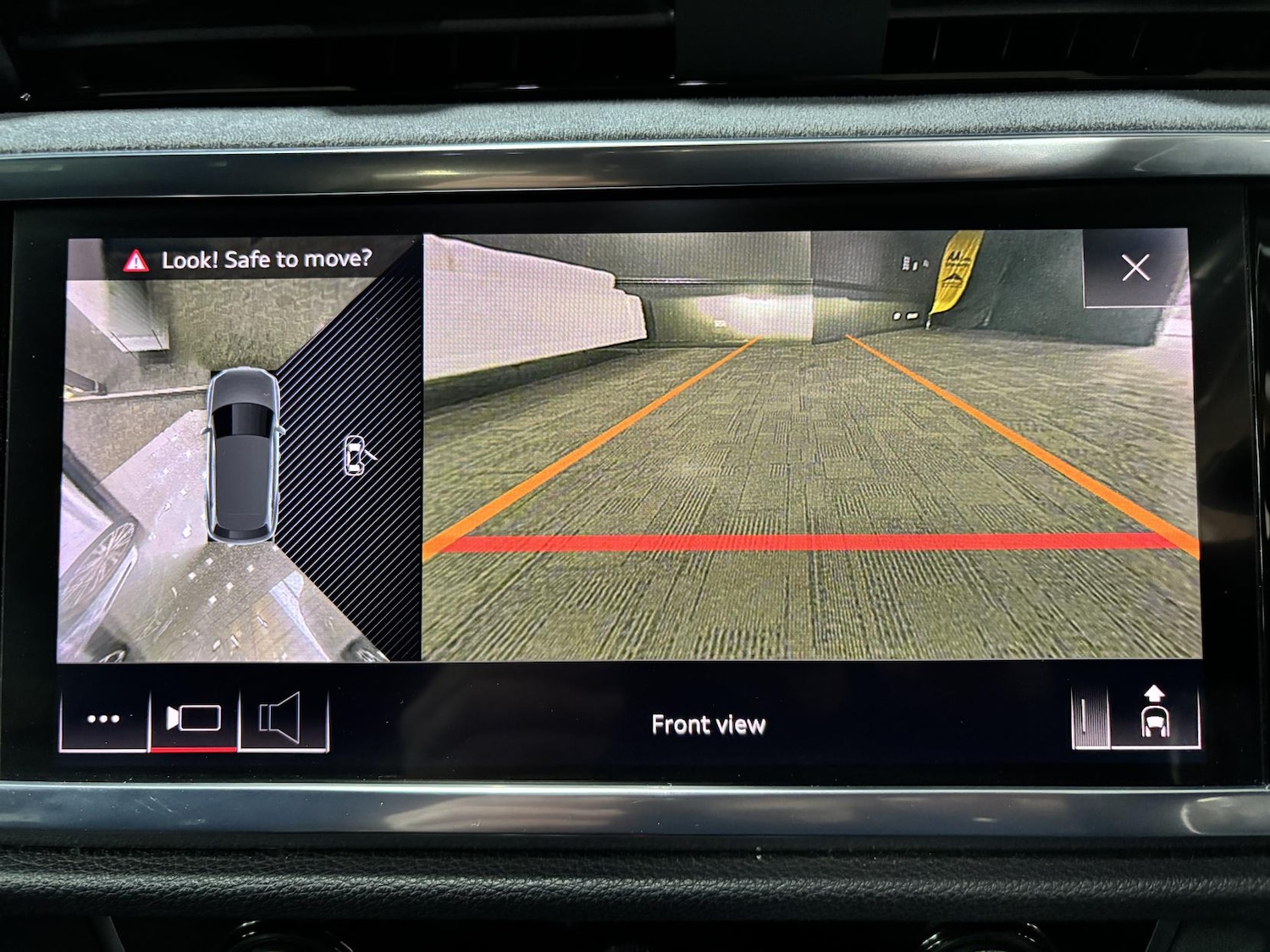 Used Audi Q3 2019 for sale - 76534343: Photo 32