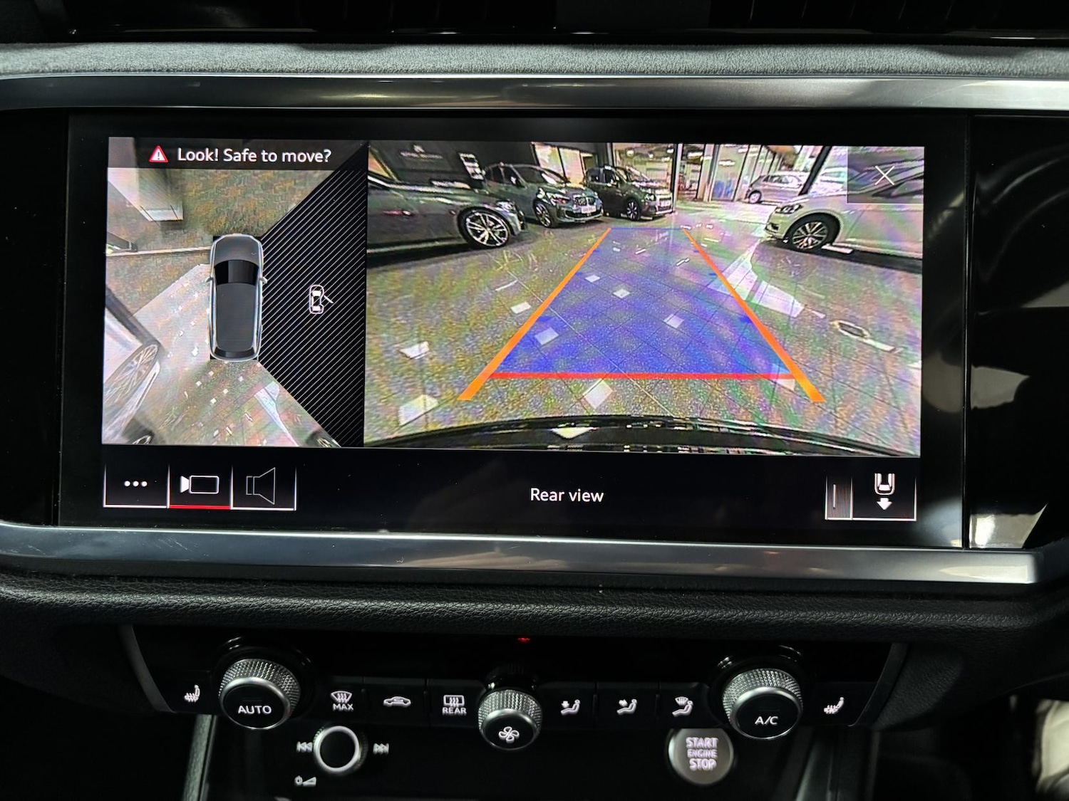 Used Audi Q3 2019 for sale - 76534343: Photo 33