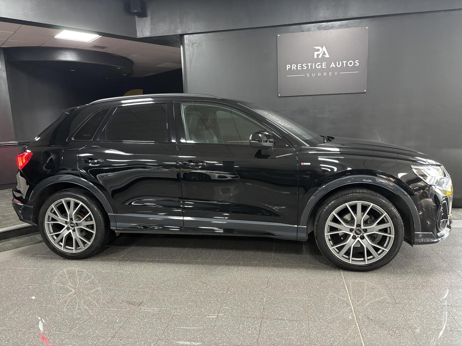 Used Audi Q3 2019 for sale - 76534343: Photo 4