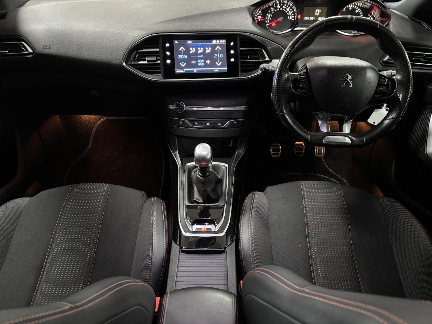 Used Peugeot 308 2019 for sale - 76616108: Photo 2