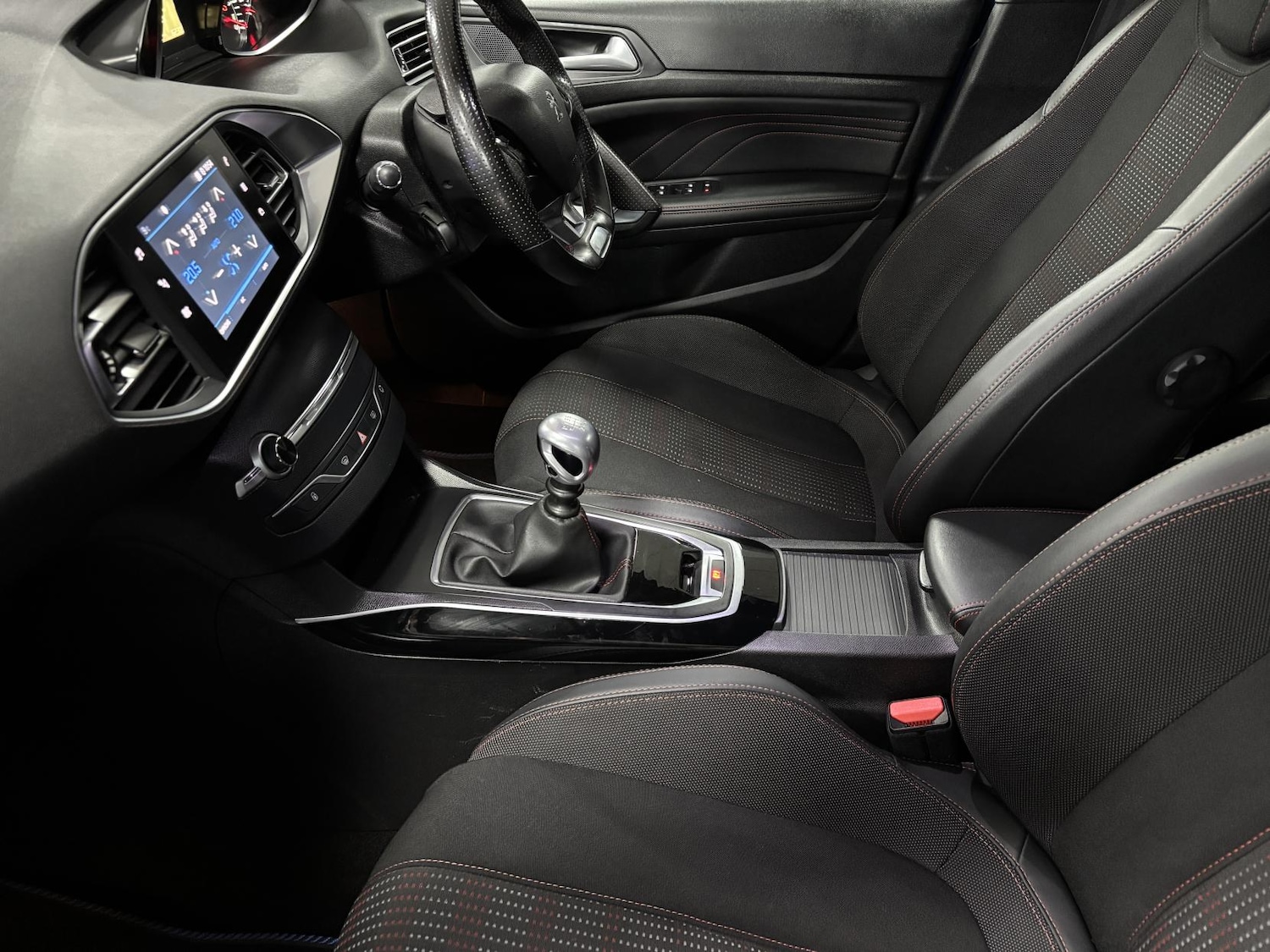 Used Peugeot 308 2019 for sale - 76616108: Photo 33