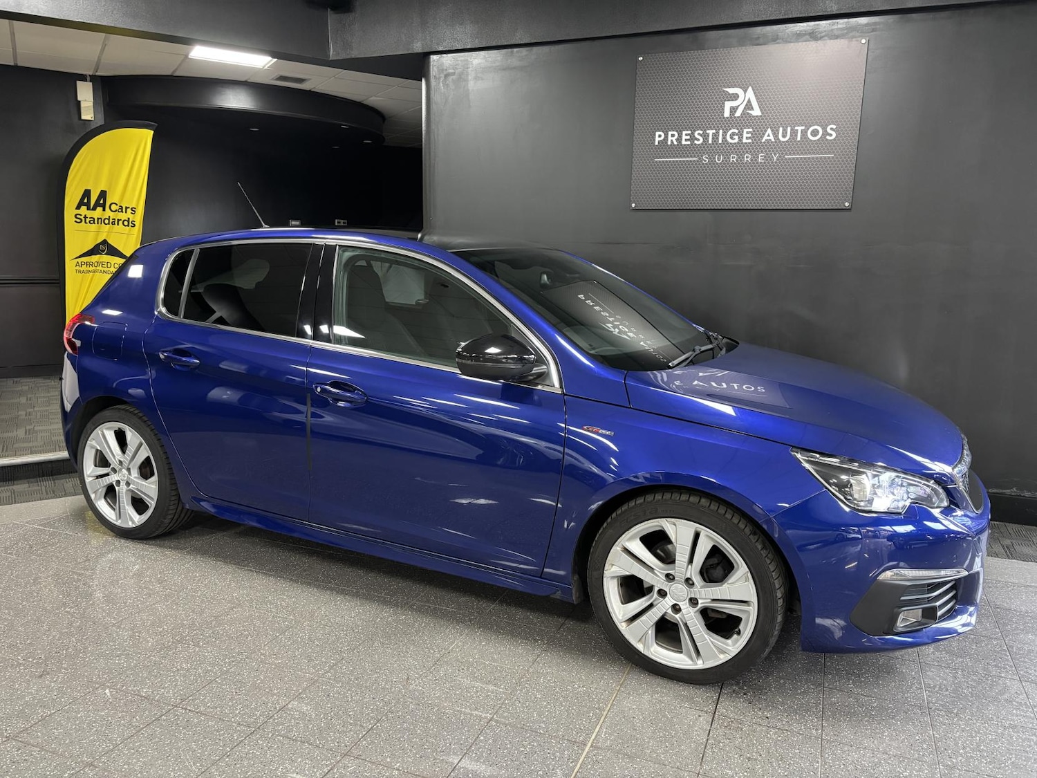 Used Peugeot 308 2019 for sale - 76616108: Photo 4