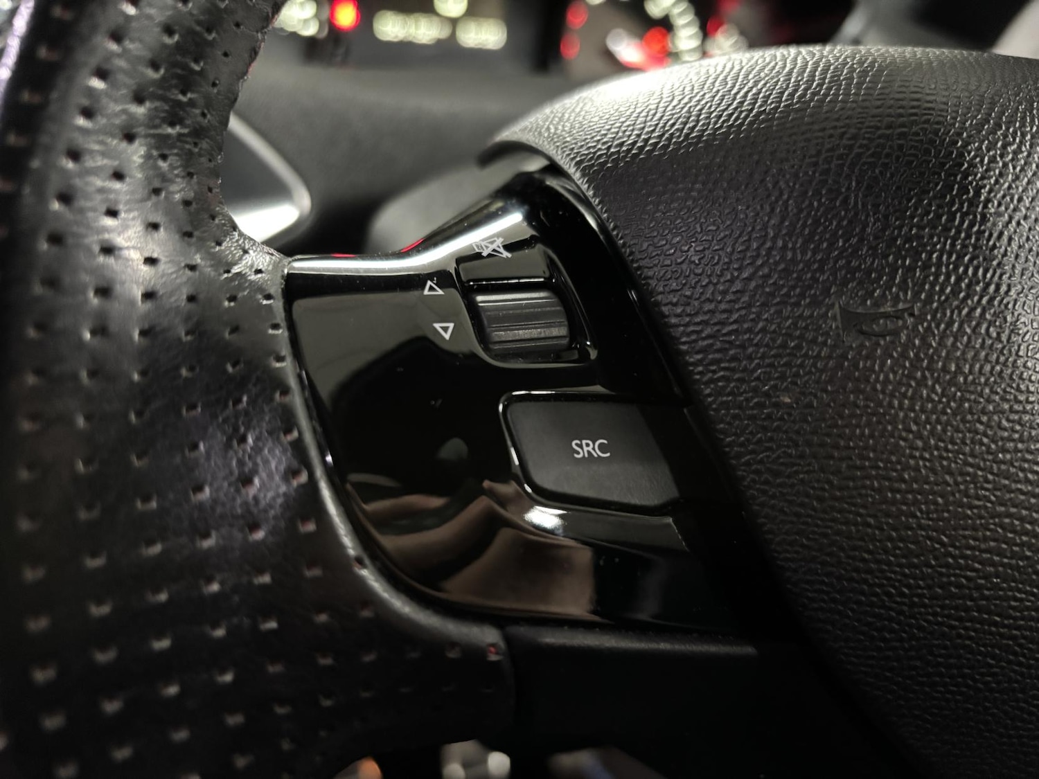 Used Peugeot 308 2019 for sale - 76616108: Photo 45