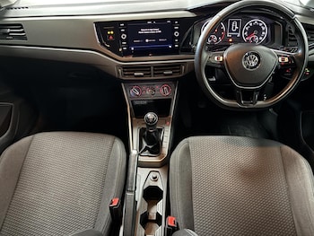 Used Volkswagen Polo 2018 for sale - 78290654: Photo