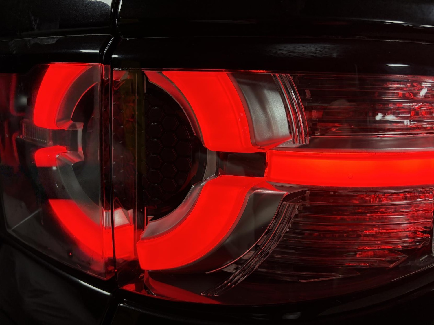 Used Land Rover Discovery Sport 2016 for sale - 77640920: Photo 24