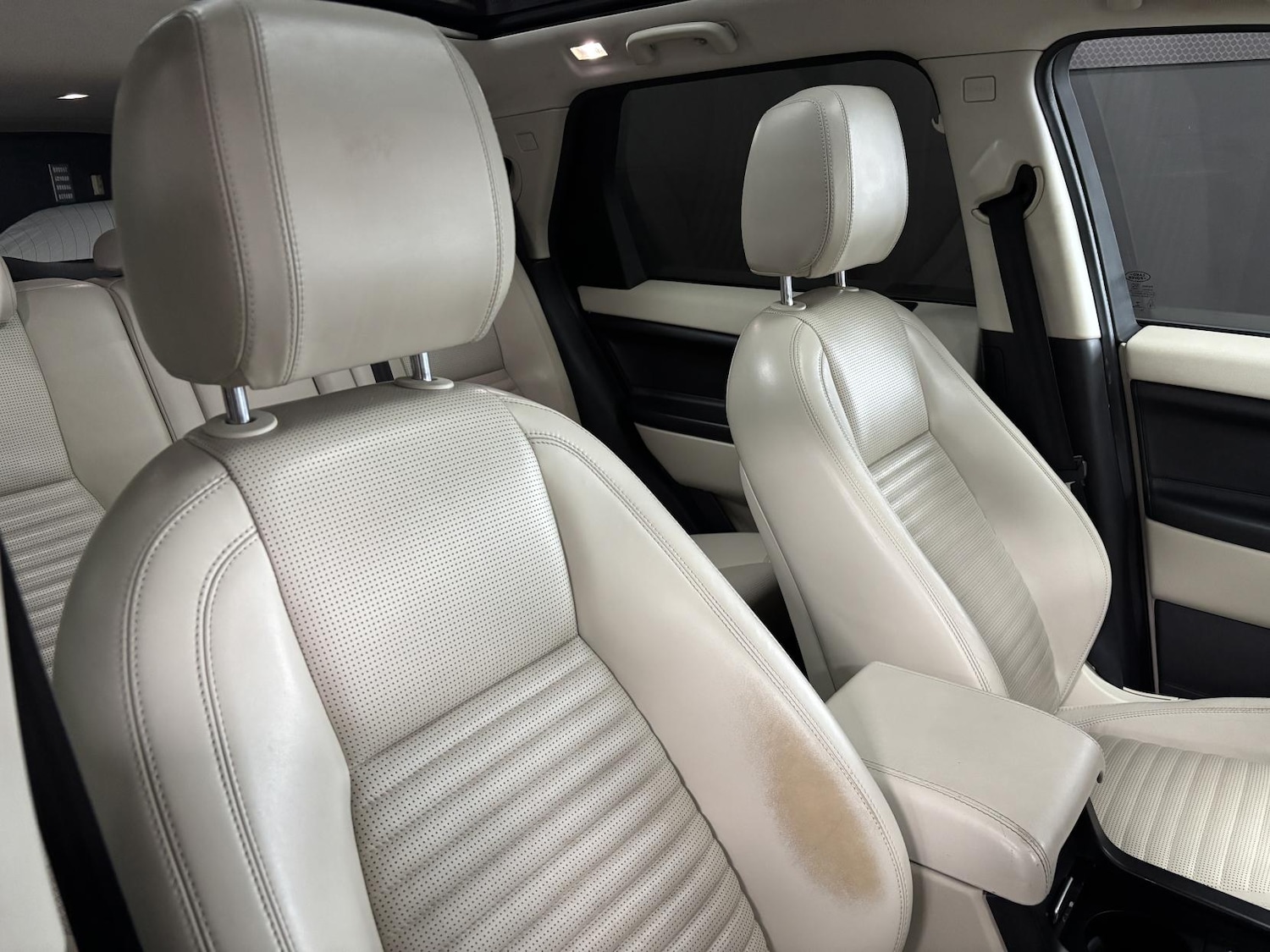 Used Land Rover Discovery Sport 2016 for sale - 77640920: Photo 38