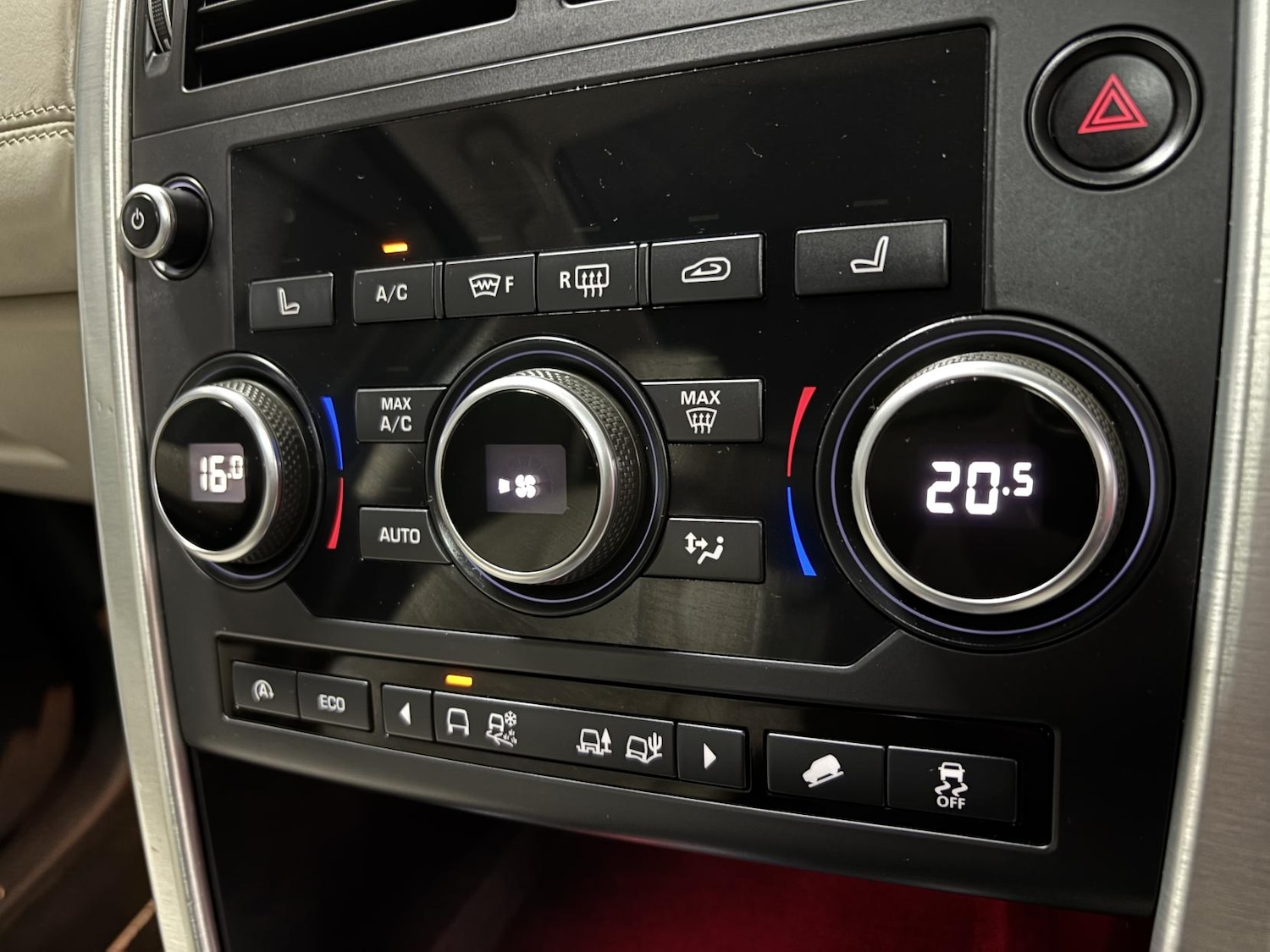 Used Land Rover Discovery Sport 2016 for sale - 77640920: Photo 52