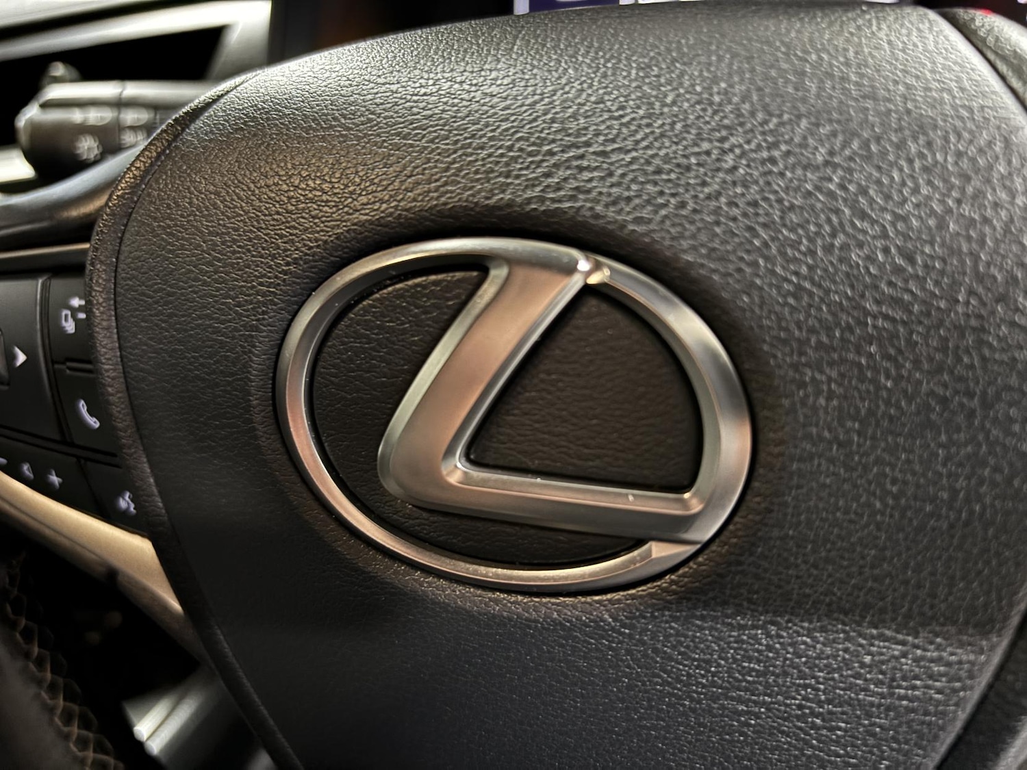 Used Lexus UX 2022 for sale - 77409901: Photo 47