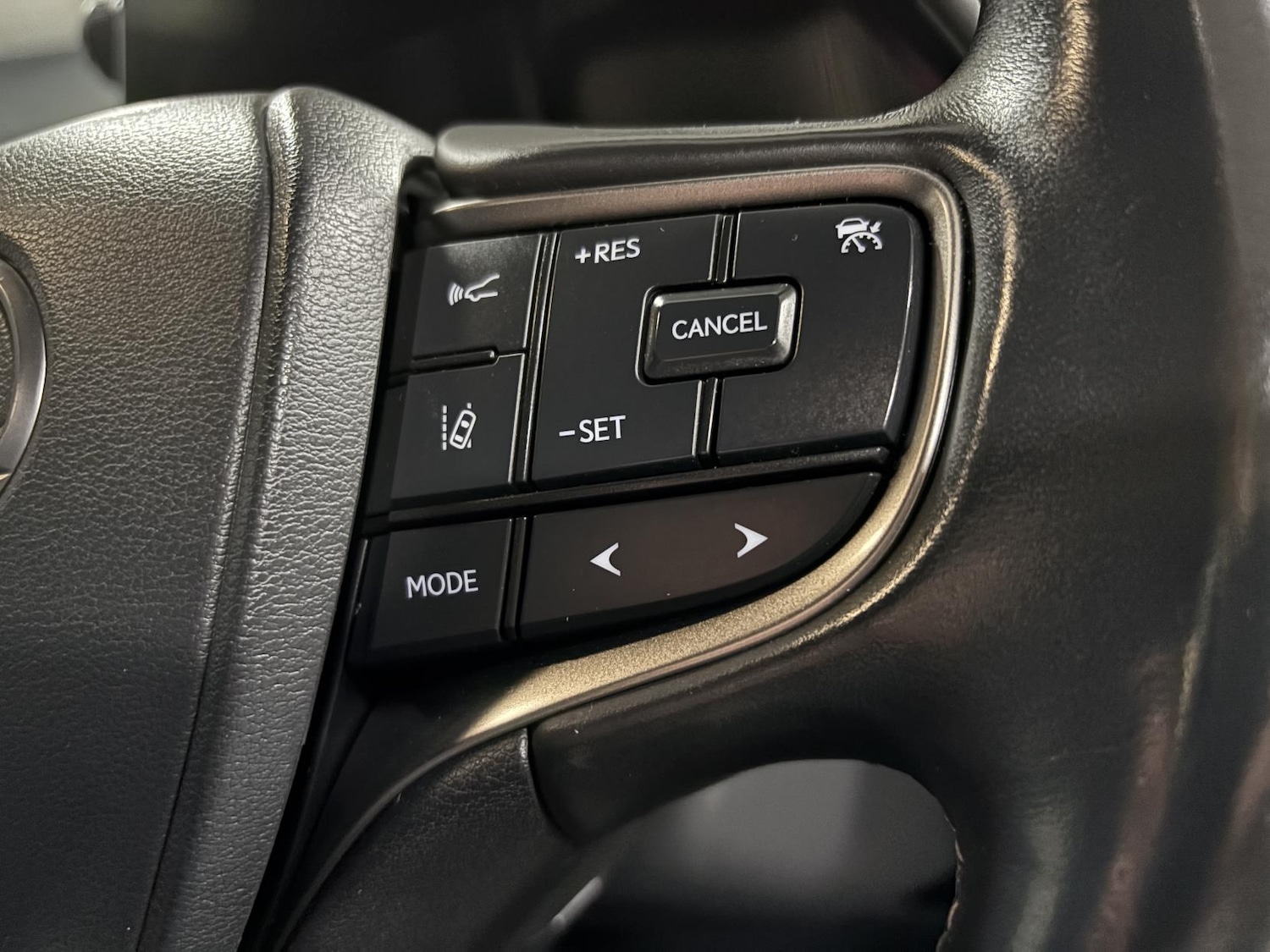 Used Lexus UX 2022 for sale - 77409901: Photo 48