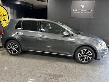 Used Volkswagen Golf 2019 for sale - 79232330: Photo