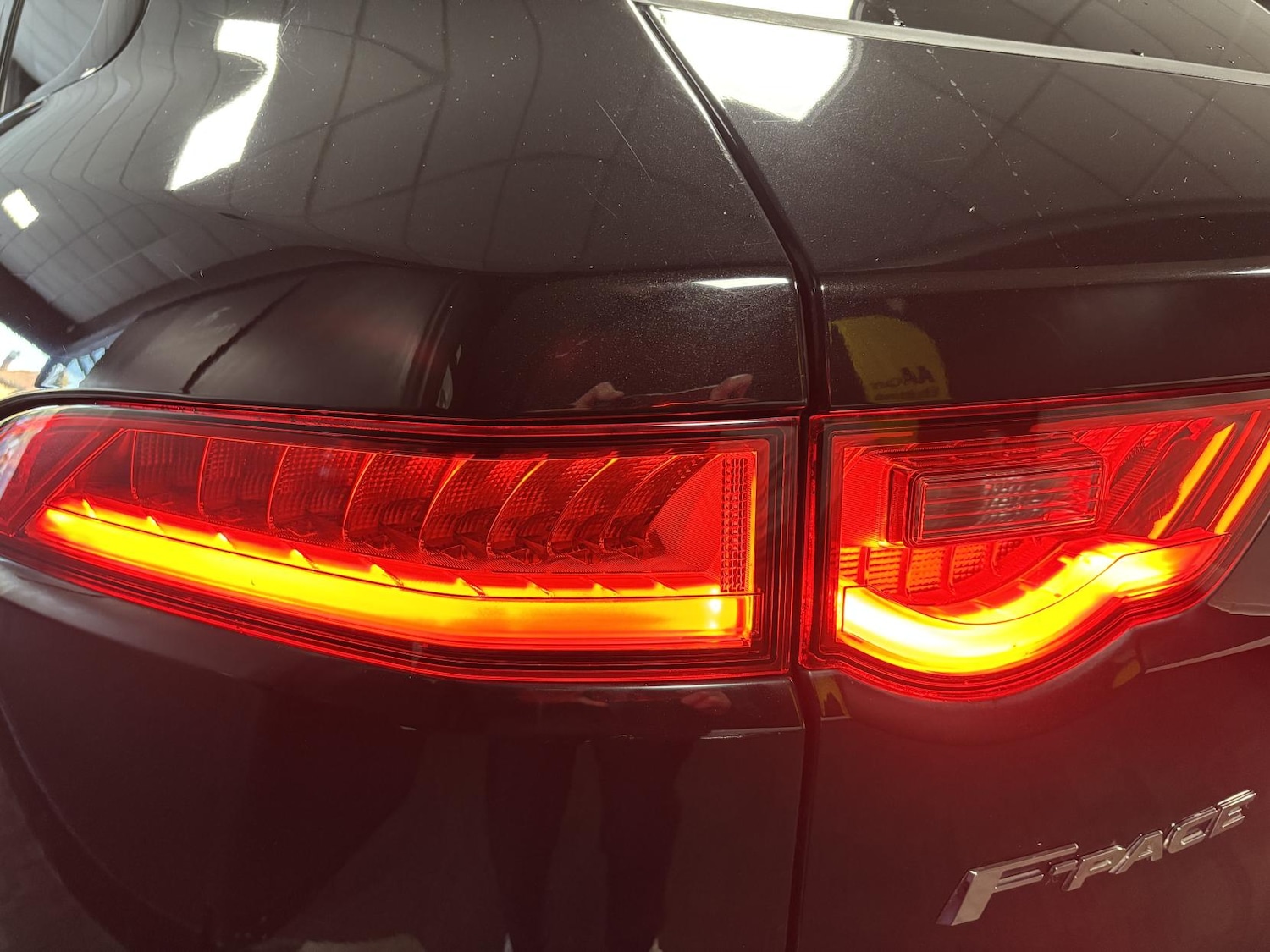 Used Jaguar F-Pace 2018 for sale - 76652973: Photo 19