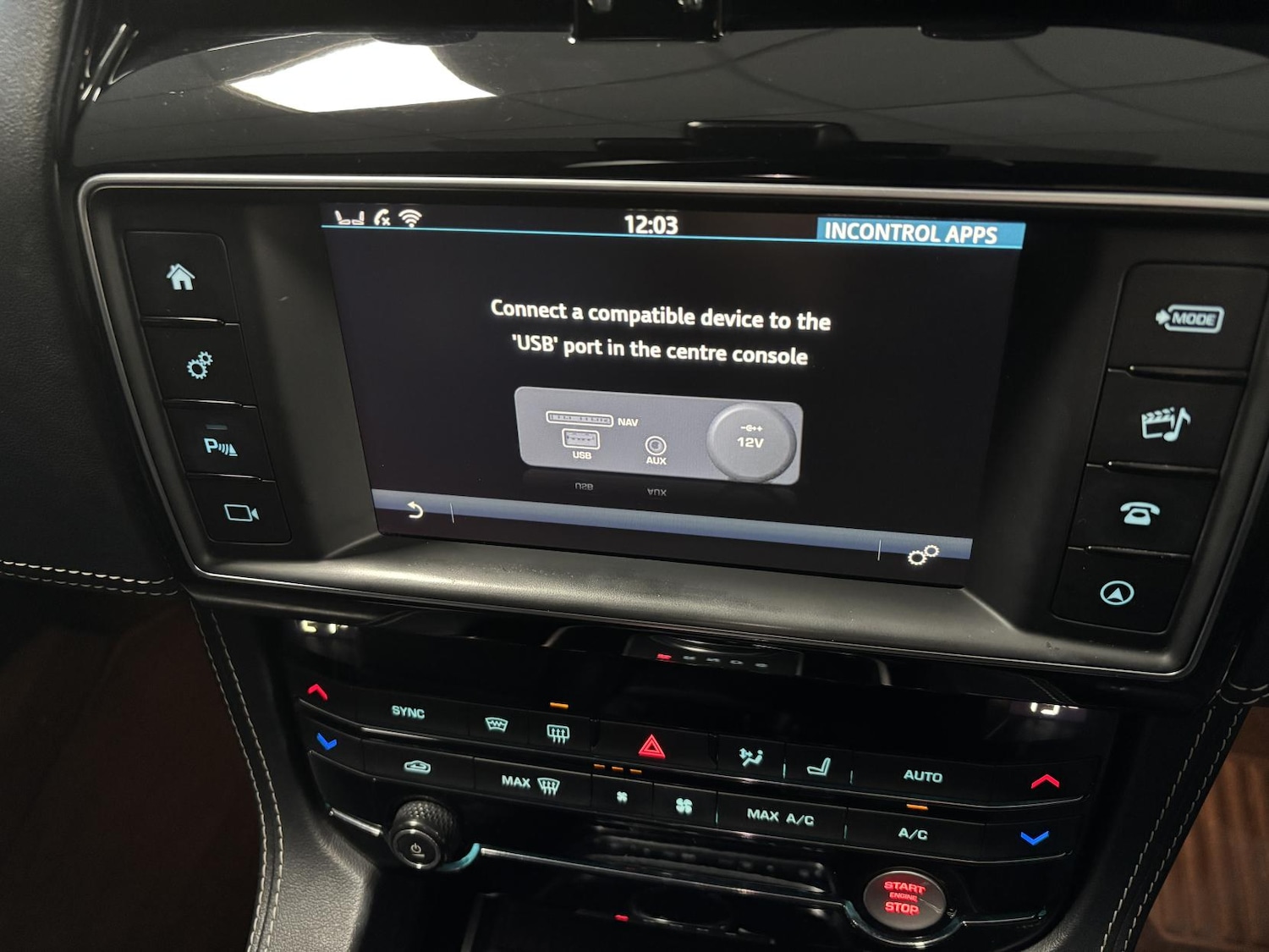 Used Jaguar F-Pace 2018 for sale - 76652973: Photo 39