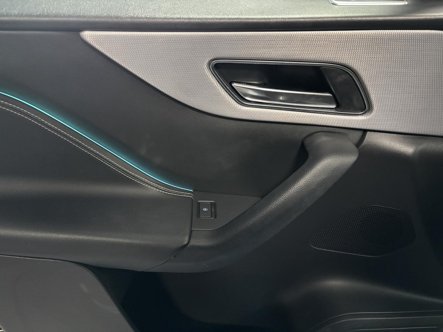 Used Jaguar F-Pace 2018 for sale - 76652973: Photo 54