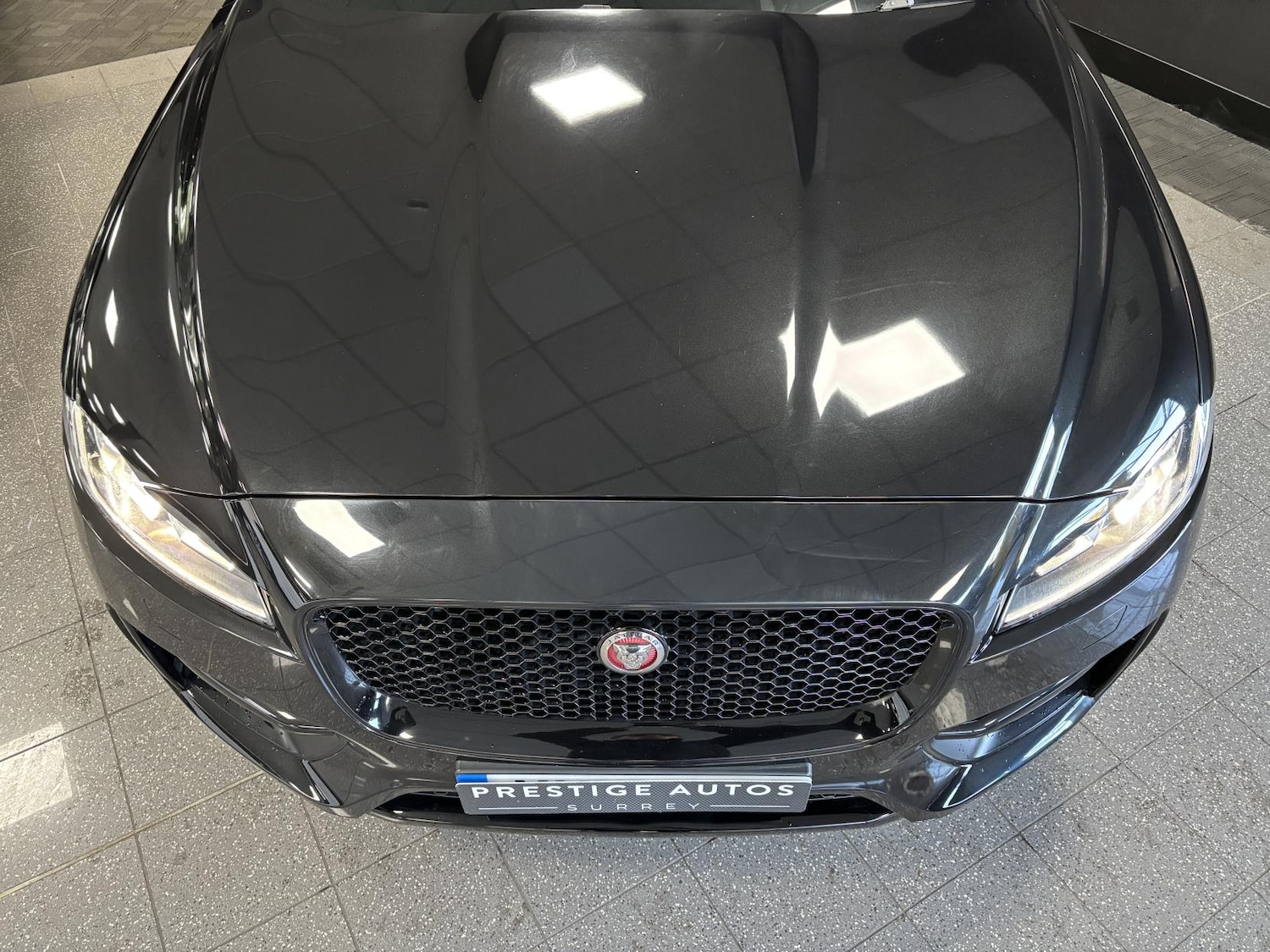 Used Jaguar F-Pace 2018 for sale - 76652973: Photo 8