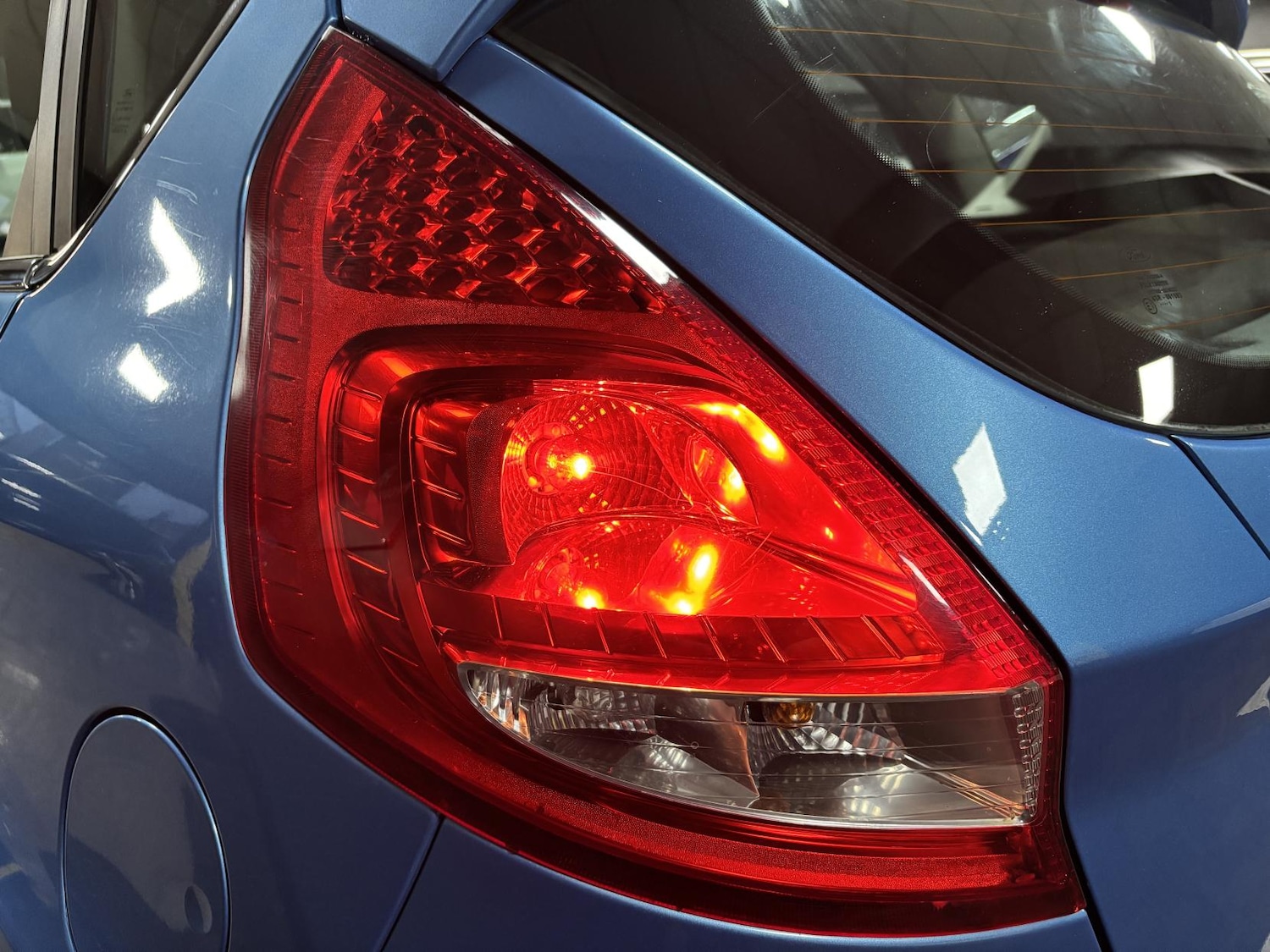 Used Ford Fiesta 2011 for sale - 76785509: Photo 19