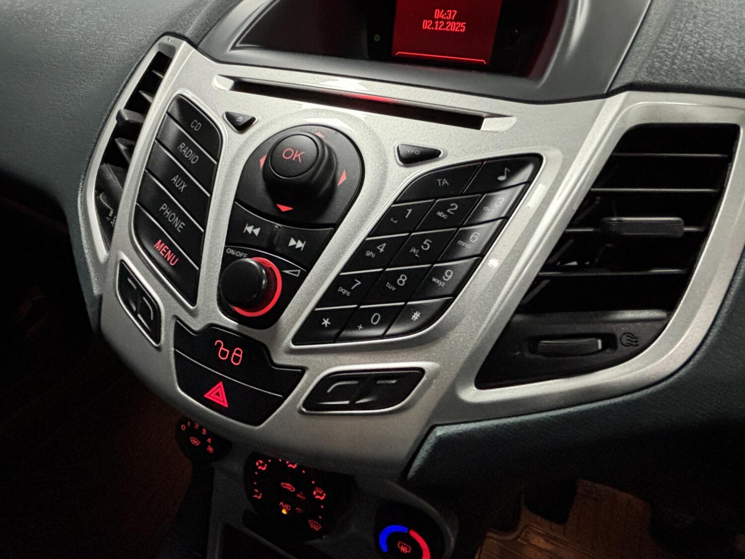 Used Ford Fiesta 2011 for sale - 76785509: Photo 40