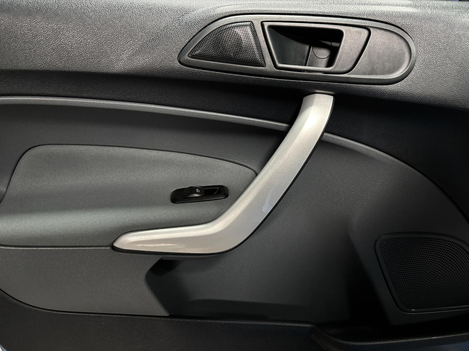 Used Ford Fiesta 2011 for sale - 76785509: Photo 45