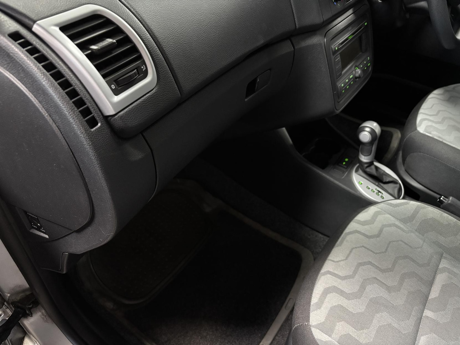 Used Skoda Fabia 2009 for sale - 77431336: Photo 36