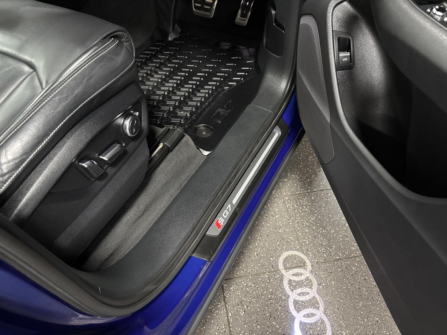 Used Audi Q7 2017 for sale - 76534327: Photo 44