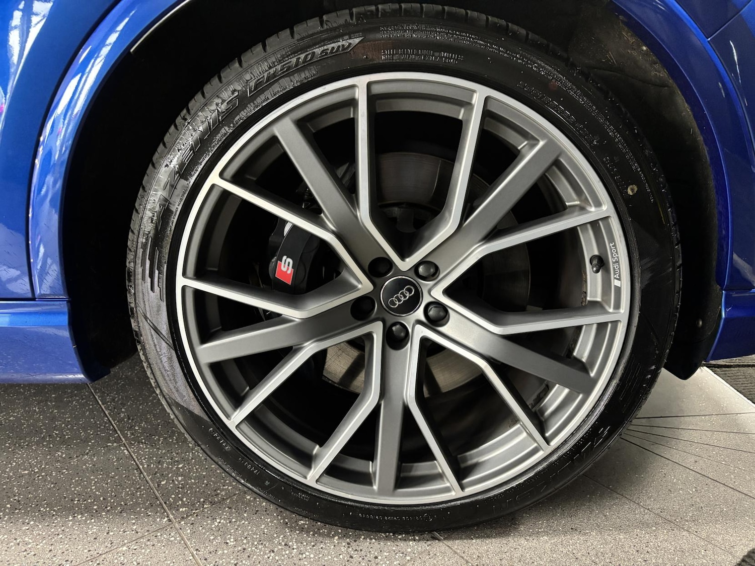 Used Audi Q7 2017 for sale - 76534327: Photo 90