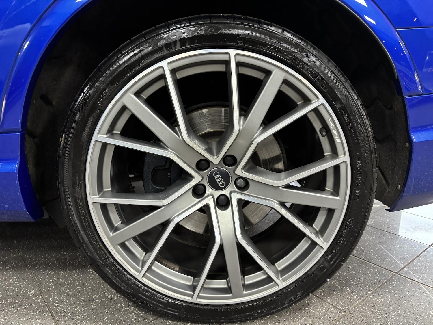 Used Audi Q7 2017 for sale - 76534327: Photo 91