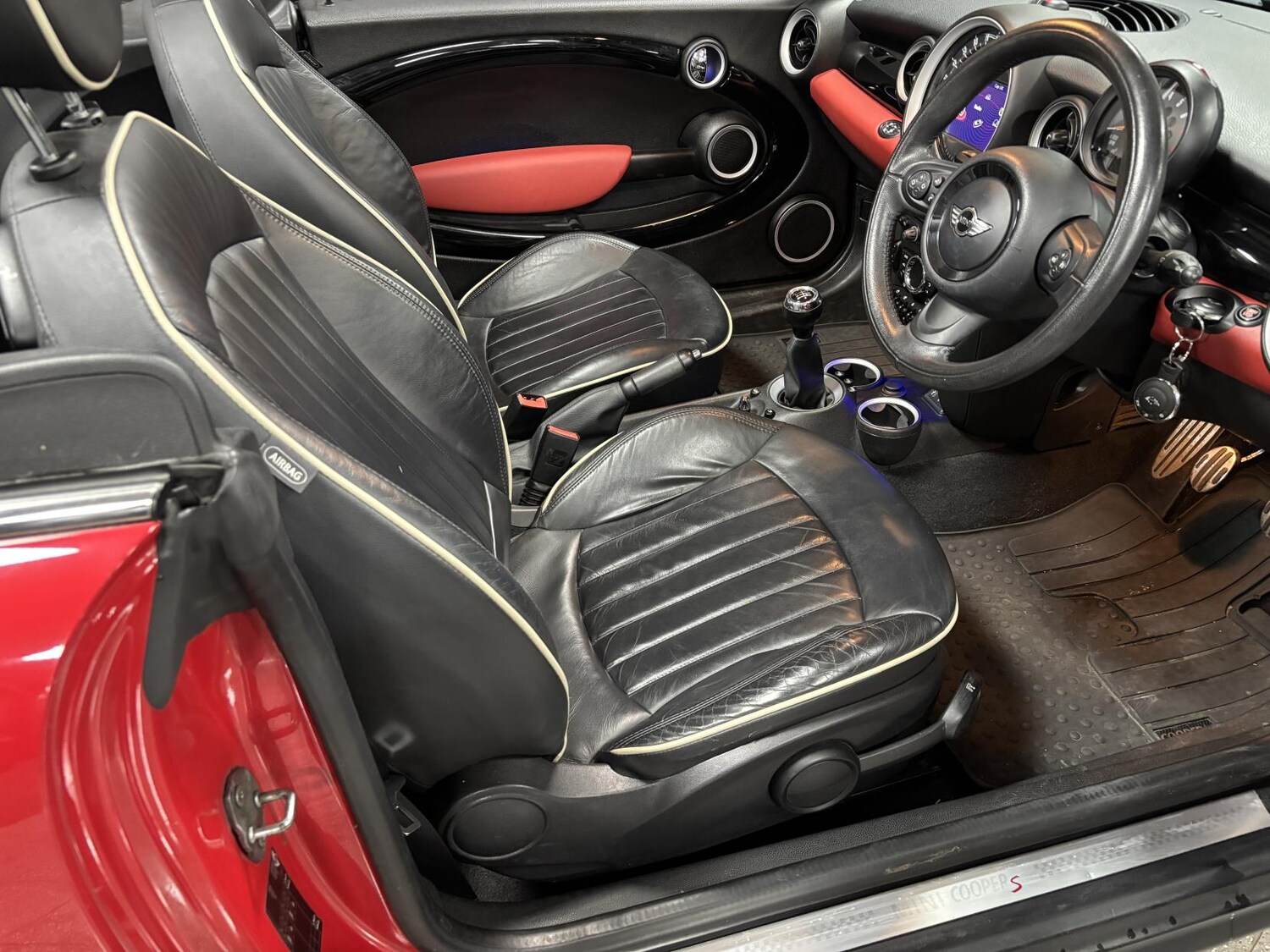 Used MINI Convertible 2015 for sale - 77478305: Photo 38