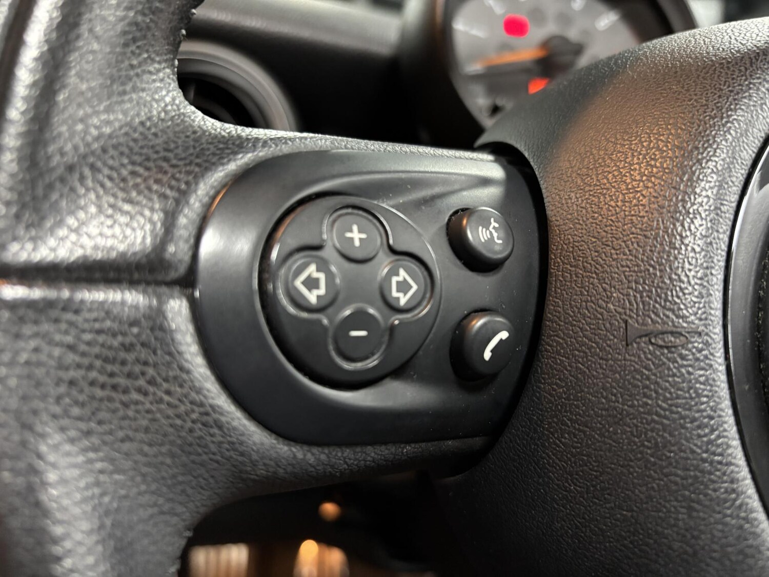 Used MINI Convertible 2015 for sale - 77478305: Photo 46