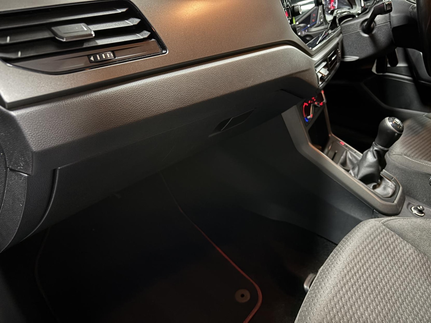 Used Volkswagen Polo 2018 for sale - 76837583: Photo 34