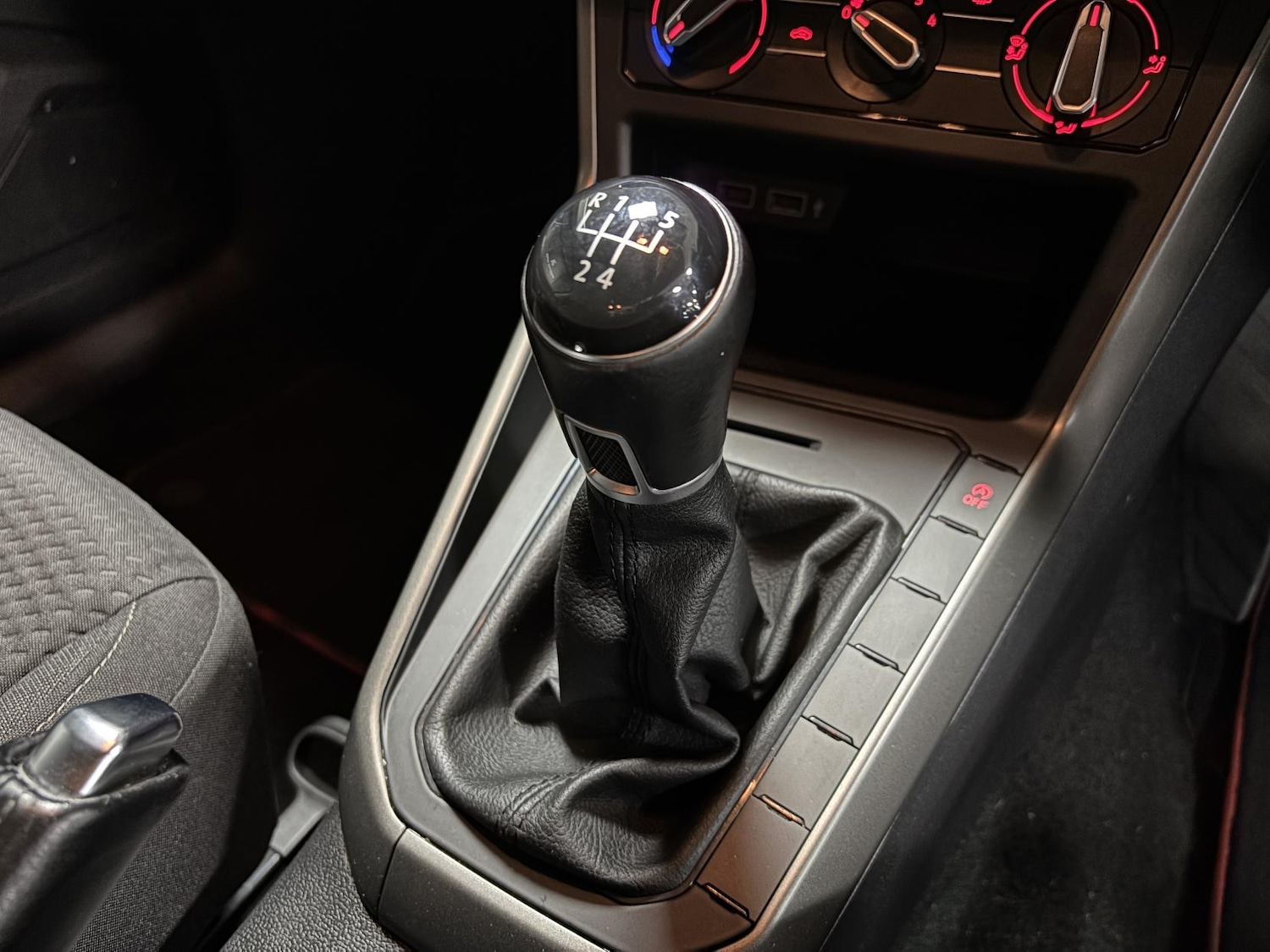 Used Volkswagen Polo 2018 for sale - 76837583: Photo 43