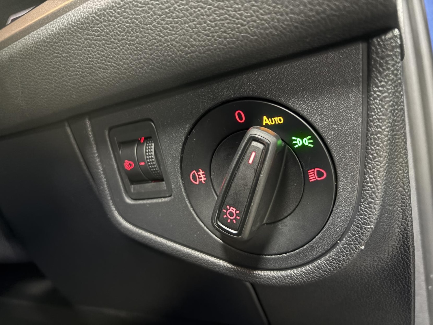 Used Volkswagen Polo 2018 for sale - 76837583: Photo 47