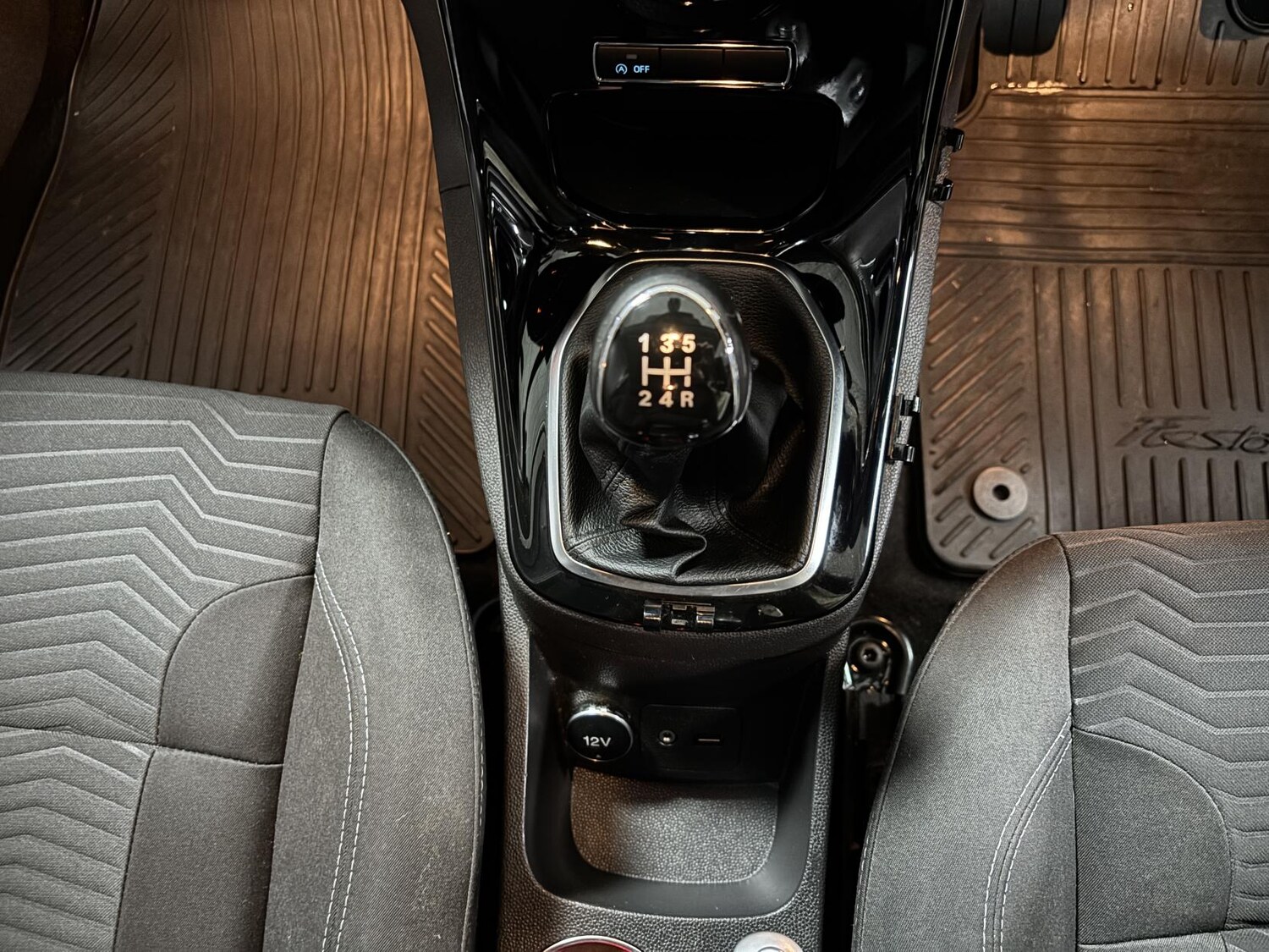 Used Ford Fiesta 2014 for sale - 77573126: Photo 40