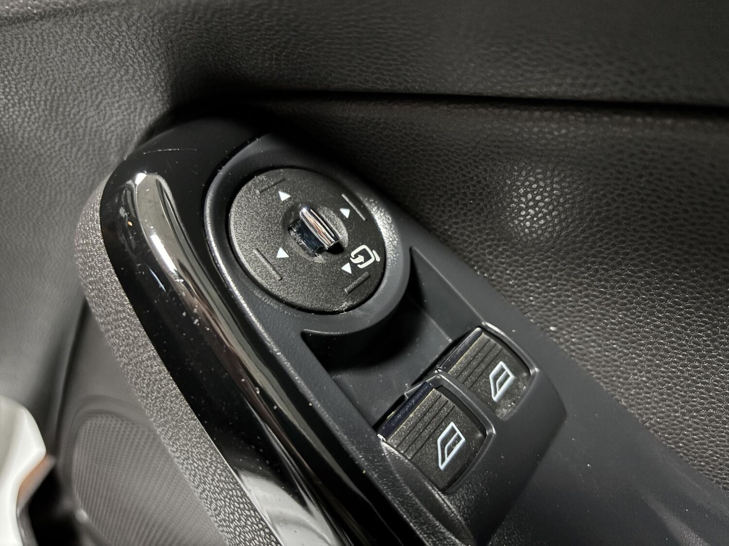 Used Ford Fiesta 2014 for sale - 77573126: Photo 51