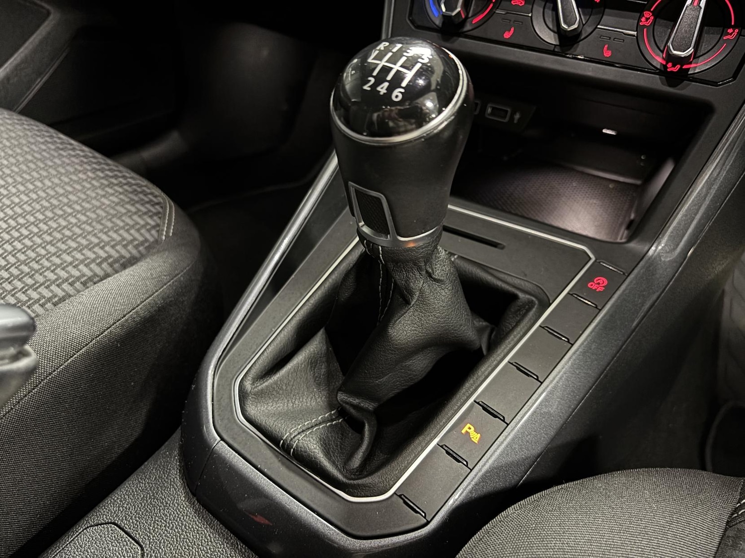 Used Volkswagen Polo 2018 for sale - 76560664: Photo 46