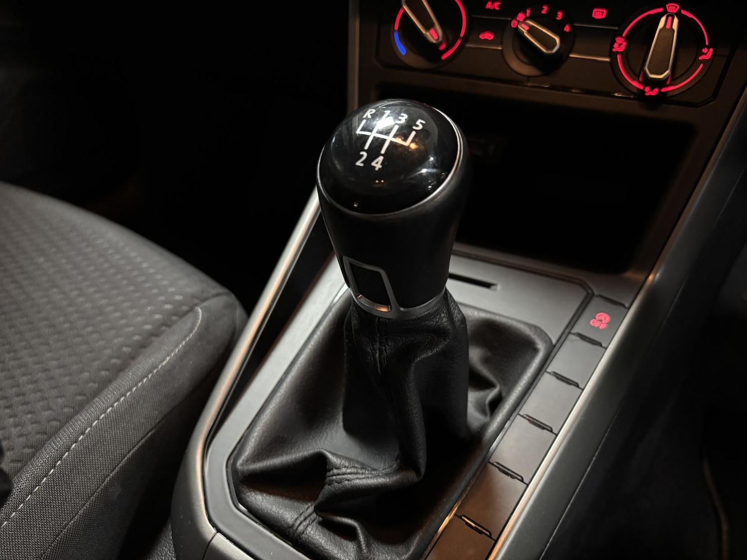 Used Volkswagen Polo 2019 for sale - 76741821: Photo 42