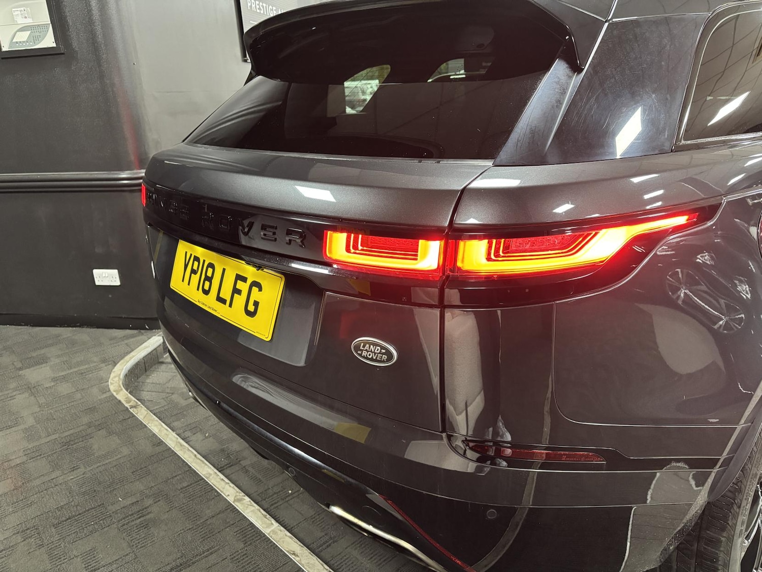 Used Land Rover Range Rover Velar 2018 for sale - 76964295: Photo 18