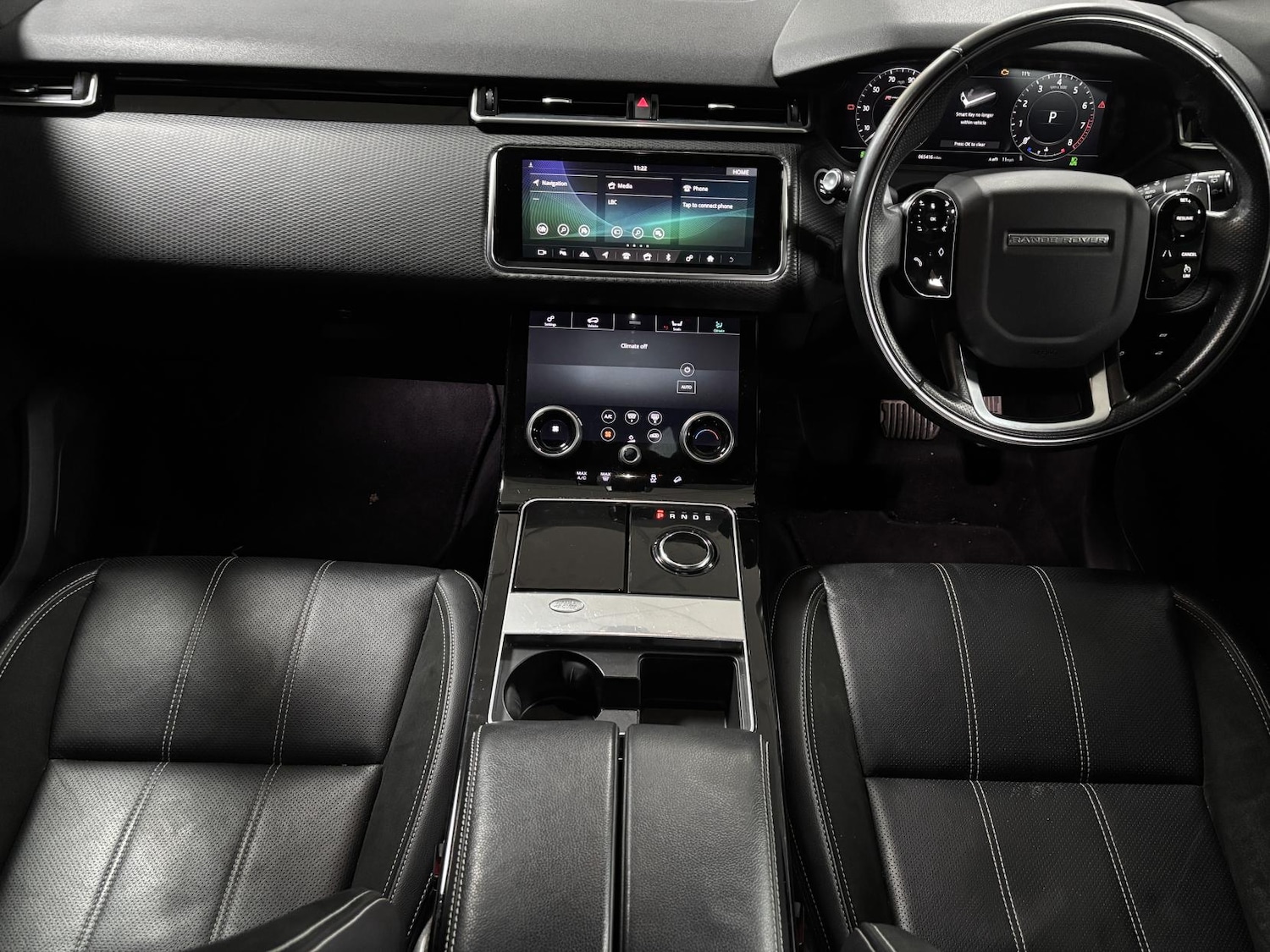 Used Land Rover Range Rover Velar 2018 for sale - 76964295: Photo 2