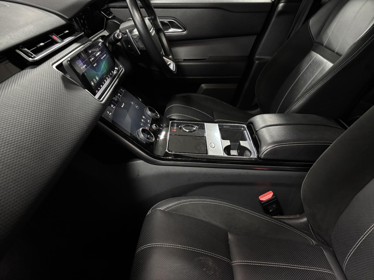 Used Land Rover Range Rover Velar 2018 for sale - 76964295: Photo 30