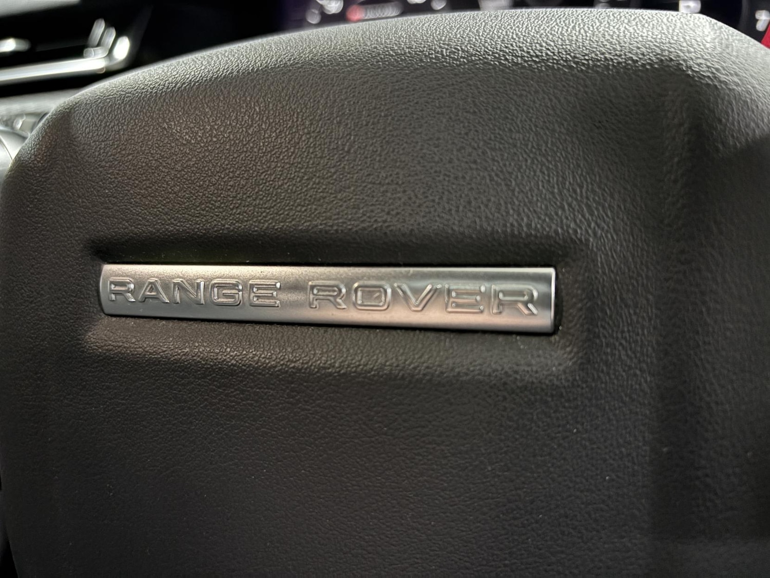 Used Land Rover Range Rover Velar 2018 for sale - 76964295: Photo 42