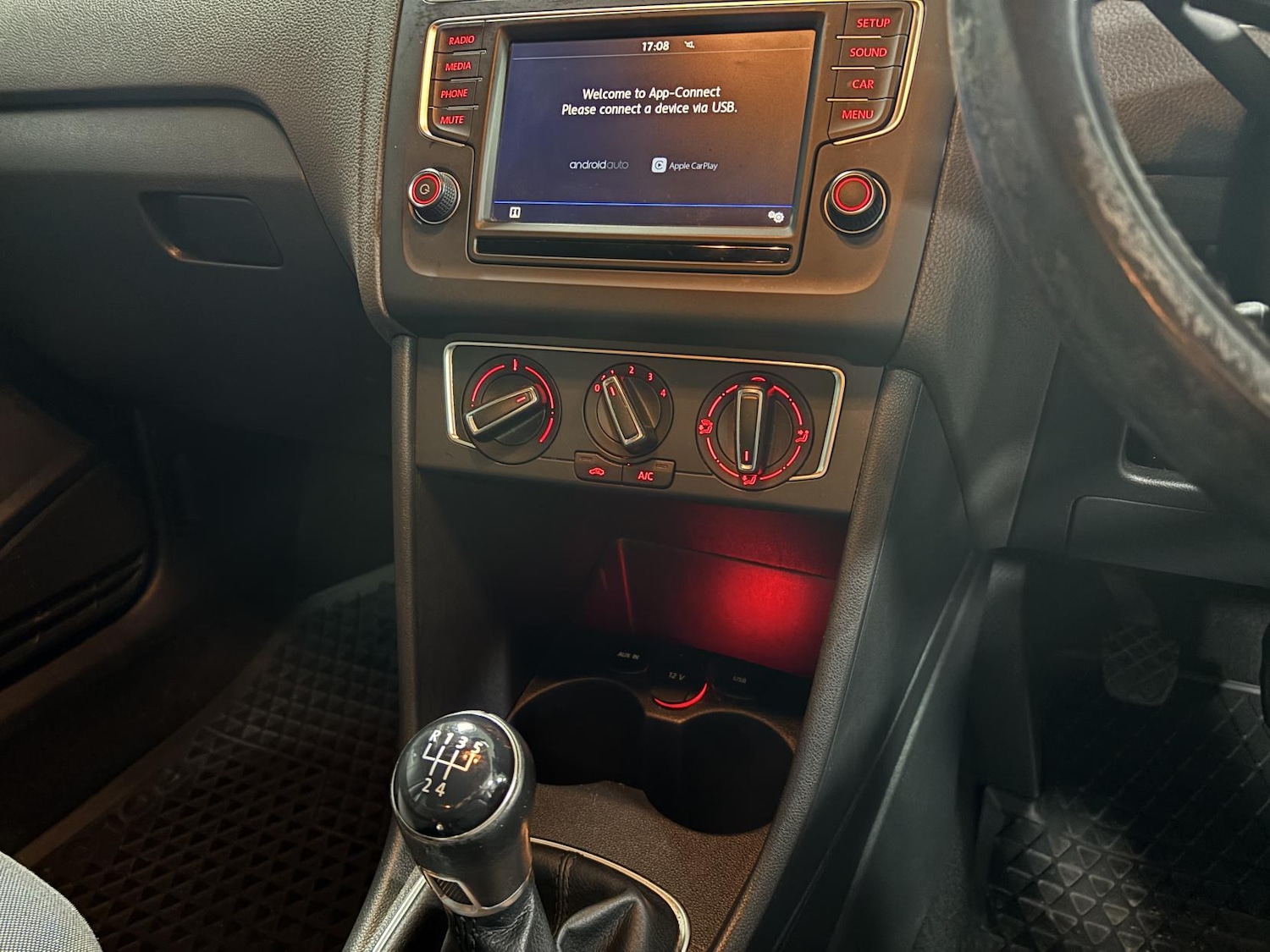 Used Volkswagen Polo 2016 for sale - 77154716: Photo 44