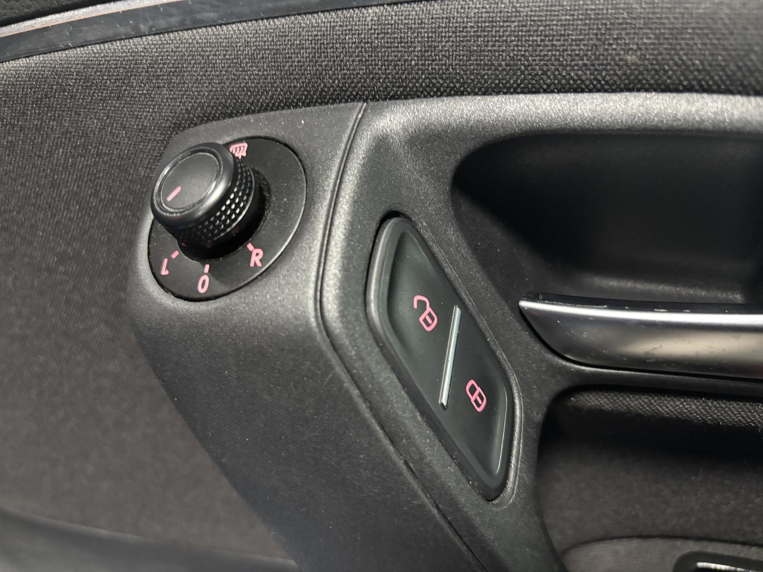 Used Volkswagen Polo 2016 for sale - 77154716: Photo 51